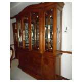 Thomasville dining hutch