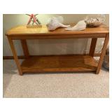 Broyhill sofa table 
