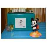 Mickey Mouse - Millennium Mickey - Thru the Mirror - On Top of the World - 2000 Walt Disney Collecto