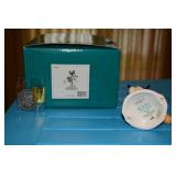 Mickey Mouse - Millennium Mickey - Thru the Mirror - On Top of the World - 2000 Walt Disney Collecto