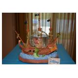 Figurine & Water Globe Music Box - Peter Pan - pirate ship  - Captain Hook and  kids in the snow glo