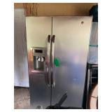 GE Stainless Steel Side by Side Refrigerator