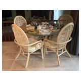 kitchen table and chairs 