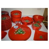 Wachterback Red Christmas Dish Set 