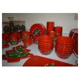 Wachterback Red Christmas Dish Set 