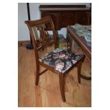 Dining Room table with 6 chairs