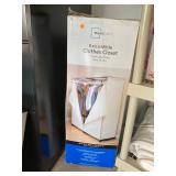 Clothes closet
