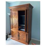 TV armoire 