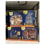 Pumpkin Hollow Lighted Villages
