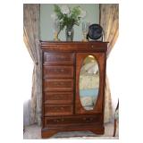 Dresser with mirror 