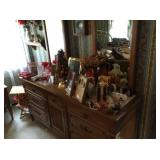 dresser with mirror