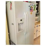 refrigerator freezer 
