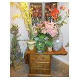 side table and flowers 