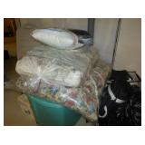 comforters and pillows 