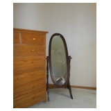 standing mirror