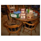 table and chairs 
