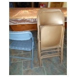 folding chairs 