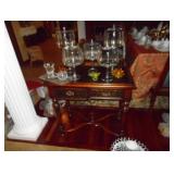 glass plate stands