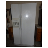 refrigerator 