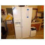 refrigerator 