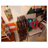 folding chairs 