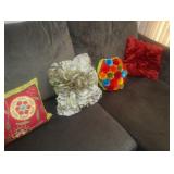 decorative pillows 