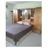 headboard and mattress 