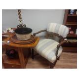 side chair and end table 