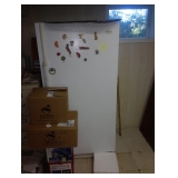 refrigerator 