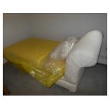 chaise lounge 