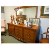 dresser with mirror 