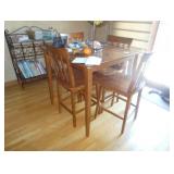 kitchen table and chairs 