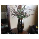 vase and plant 