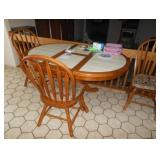 kitchen table and chairs 