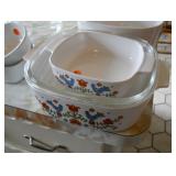 vintage casserole dishes 