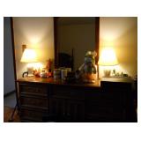 dresser and lamps 