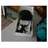 headphones 