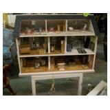 inside of doll house 