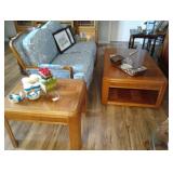 coffee table and end table 