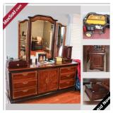 East Greenwich Downsizing Online Auction - Hunters Crossing