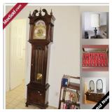 Rockville Downsizing Online Auction - Manor Village Lane