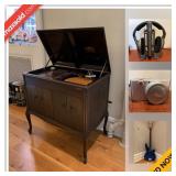 New York Downsizing Online Auction - Broome Street