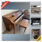 San Mateo Estate Sale Online Auction - Oak Street