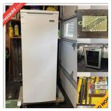 Cambridge Downsizing Online Auction - Massachusetts Avenue