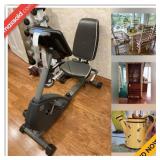 Woodland Hills Estate Sale Online Auction - Nomad Drive