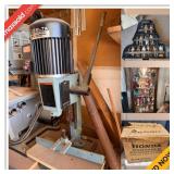 Roseville Estate Sale Online Auction - Union Ct Roseville Estate Sale Online Auction - Union Ct