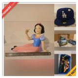 Vernon Estate Sale Online Auction - East 43rd Street