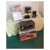 Kitchen Bread, Coffee, & Toastmaster Ovens