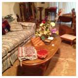 thomasville coffee table