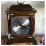 Mantle clock - working